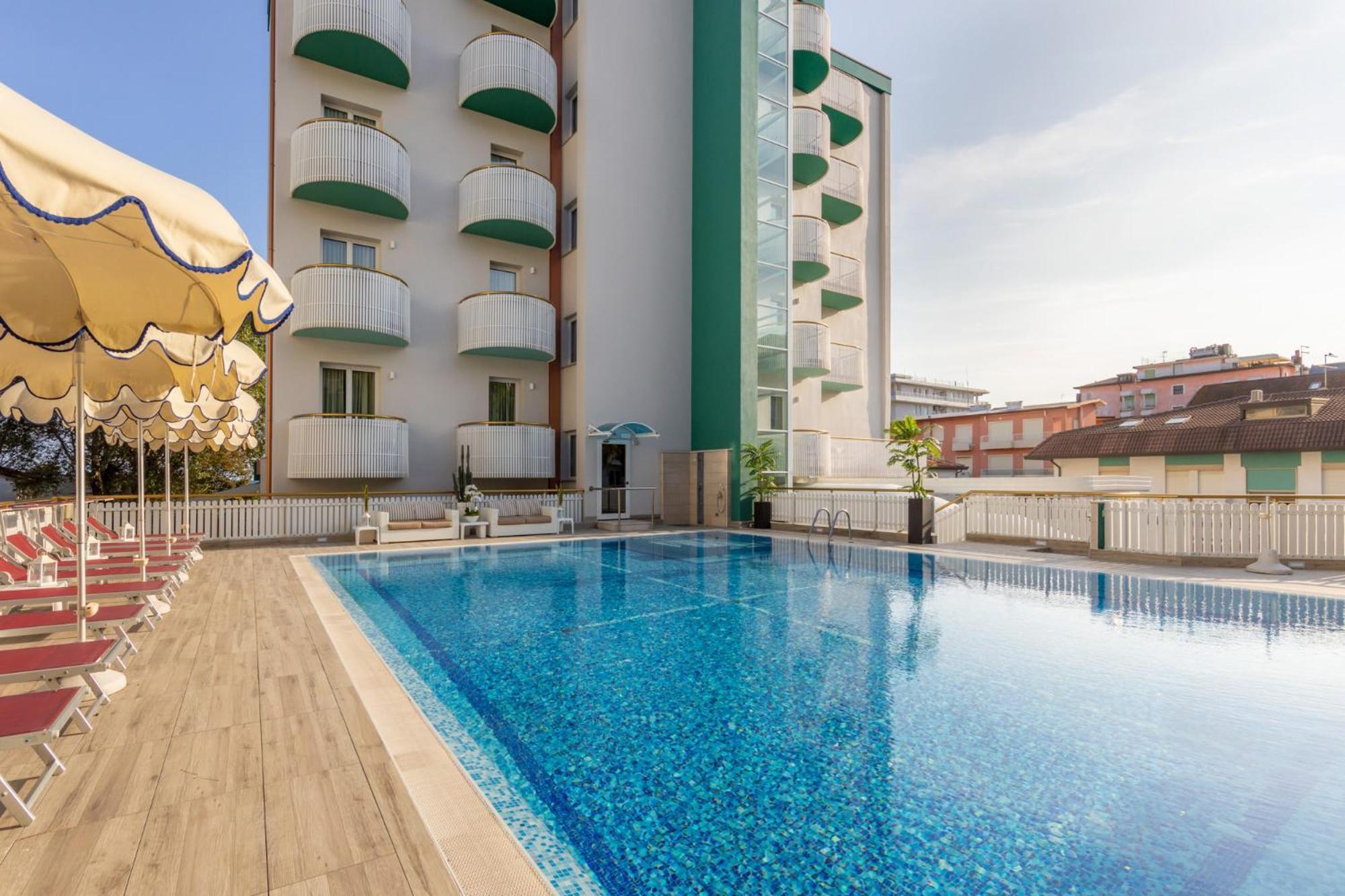 Salus Smart & Chic Hotel Lido di Jesolo Ngoại thất bức ảnh