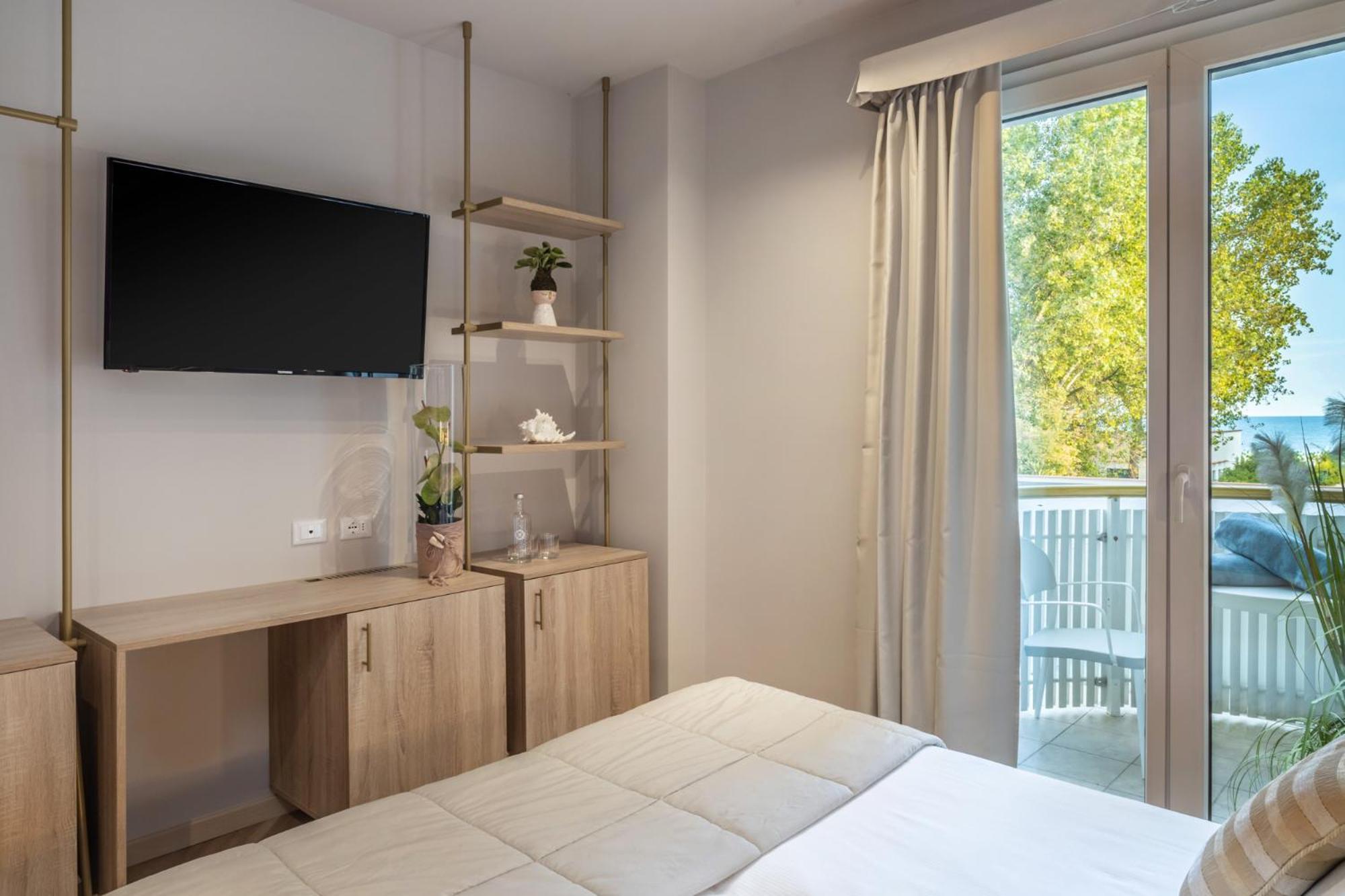 Salus Smart & Chic Hotel Lido di Jesolo Ngoại thất bức ảnh