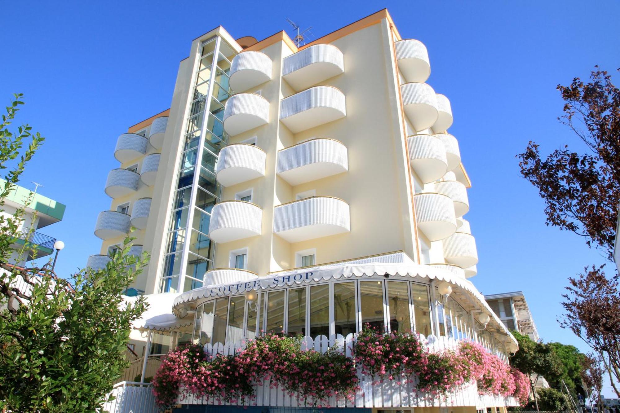 Salus Smart & Chic Hotel Lido di Jesolo Ngoại thất bức ảnh