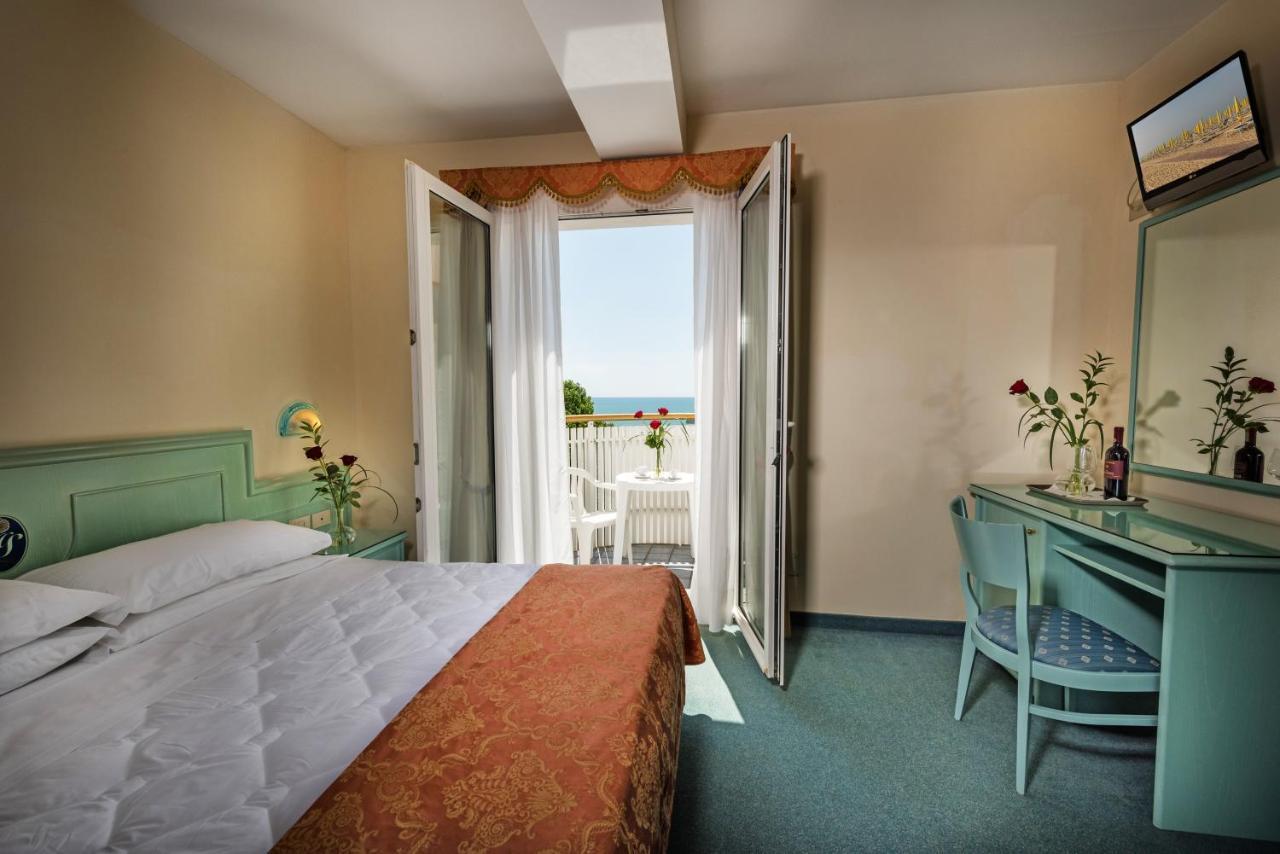 Salus Smart & Chic Hotel Lido di Jesolo Ngoại thất bức ảnh
