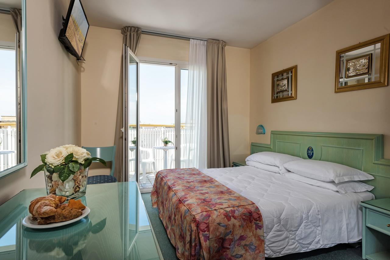 Salus Smart & Chic Hotel Lido di Jesolo Ngoại thất bức ảnh